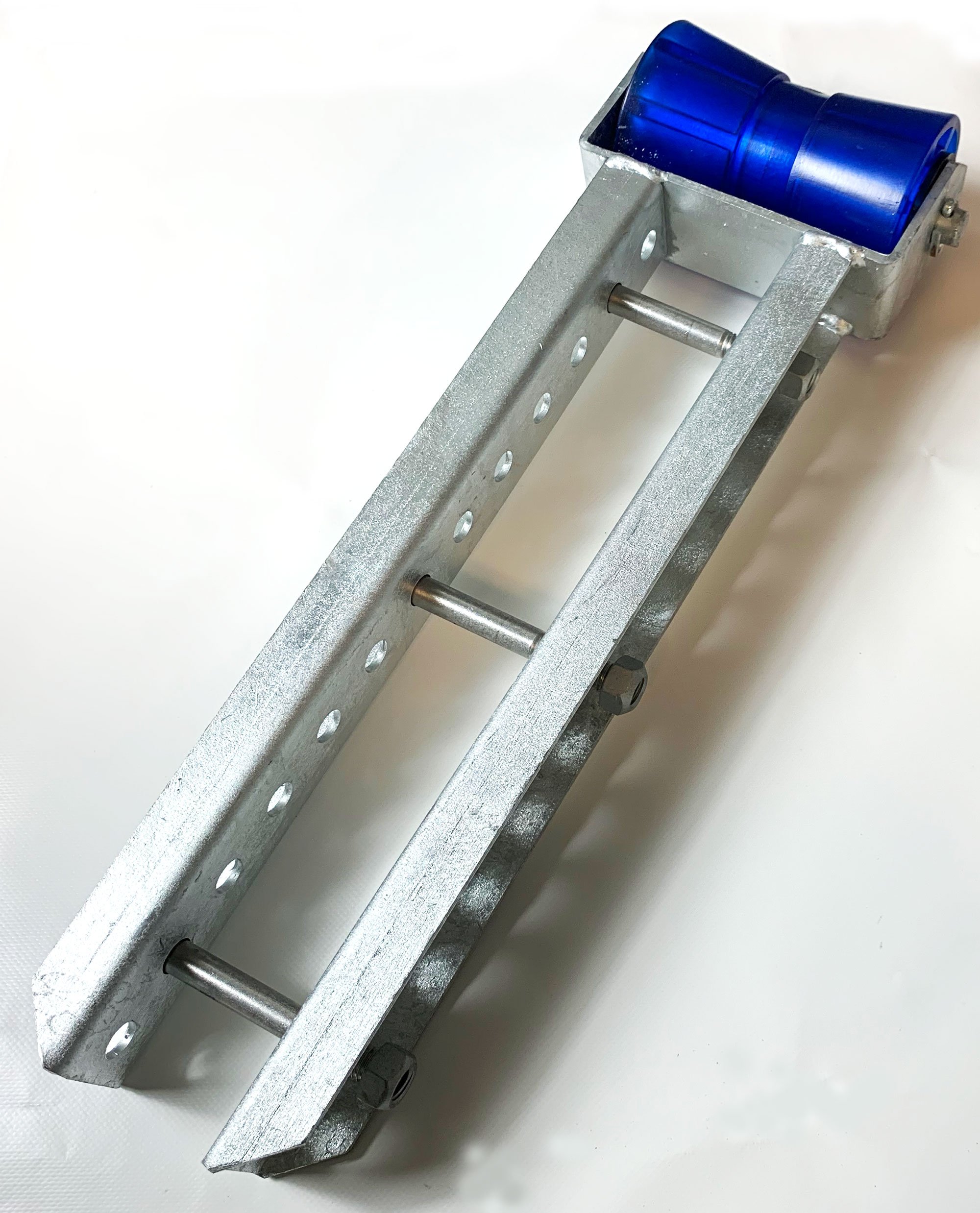 Kielrolle für BA 1300 bis BA 3500, Bootstrailer, Flachhalterung, 480 mm lang